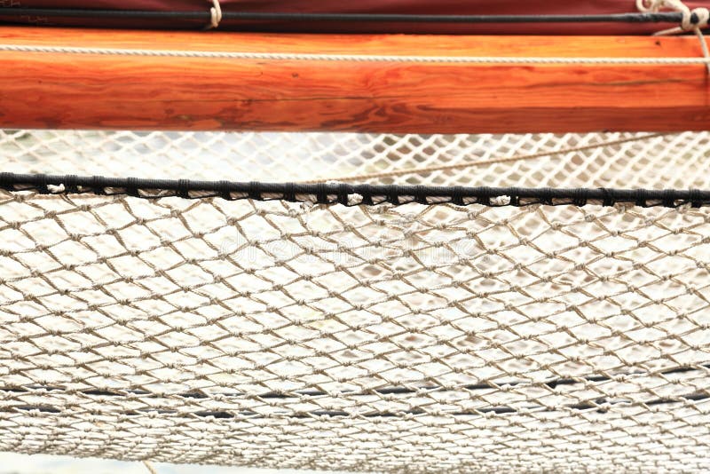 Calage de bateau sur le vieil yacht images stock Calage de bateau sur le vieil yacht images stock