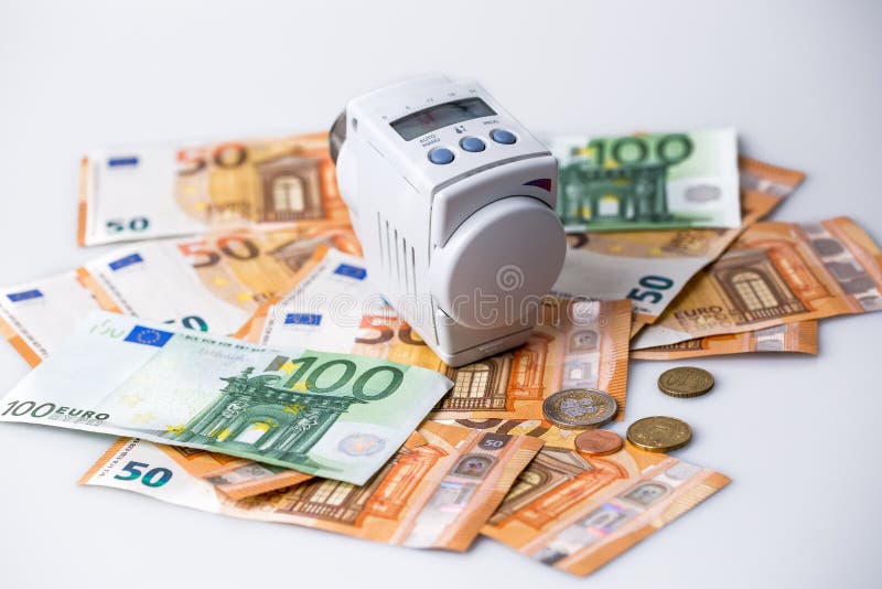 Calcul de facture de thermostat photographie stock Calcul de facture de thermostat photographie stock