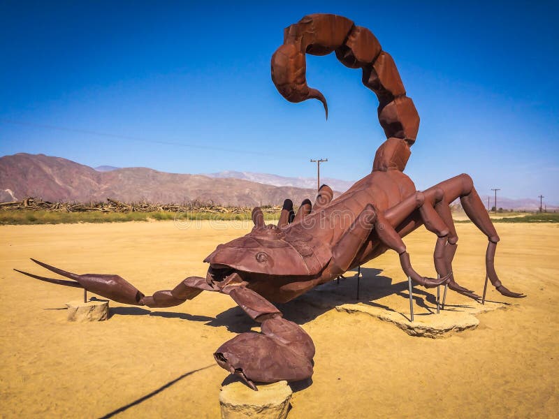 sculptura de scorpion/scorpion sculpture 