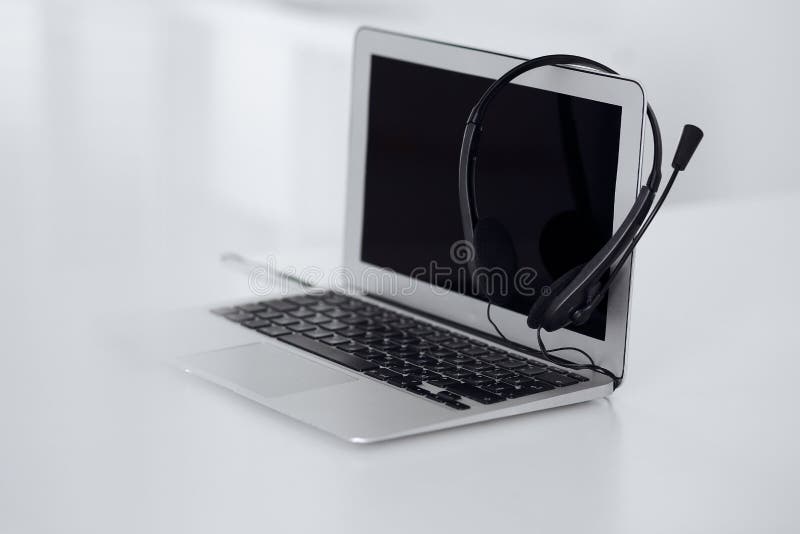 Call Center and Communication Support, Customer Service Help Desk. VOIP