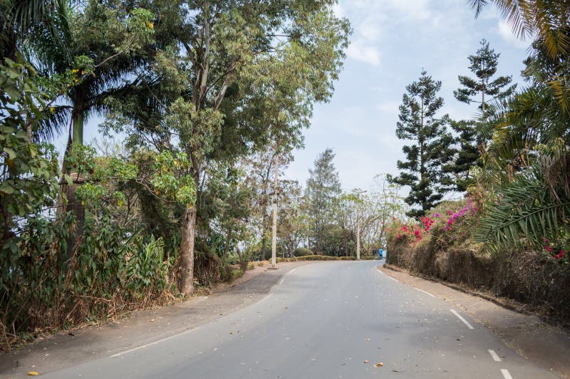 Calle de la orilla del lago, Gisenyi, Rwanda imágenes de archivo libres de regalías Calle de la orilla del lago, Gisenyi, Rwanda imágenes de archivo libres de regalías