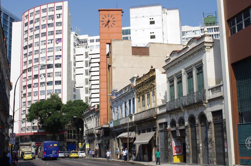 Calle en Rio de Janeiro céntrico foto de archivo libre de regalías Calle en Rio de Janeiro céntrico foto de archivo libre de regalías