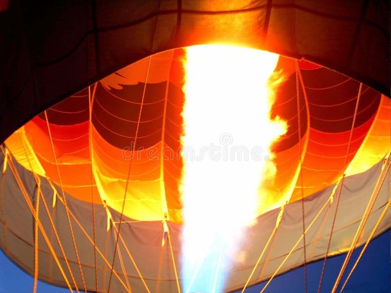 Calor de la noche foto de archivo. Imagen de noche, calor 41788