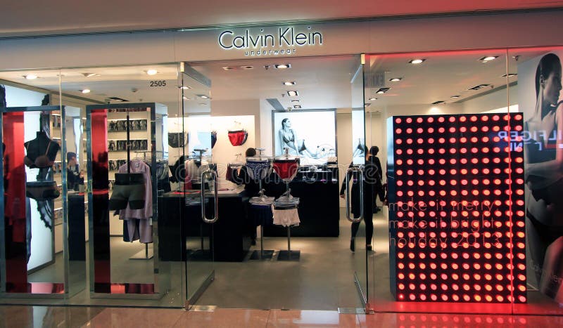 Voorbeeld komen meubilair Calvin Klein Underwear Shop in Hong Kong Editorial Photo - Image of  underwear, kong: 36616996