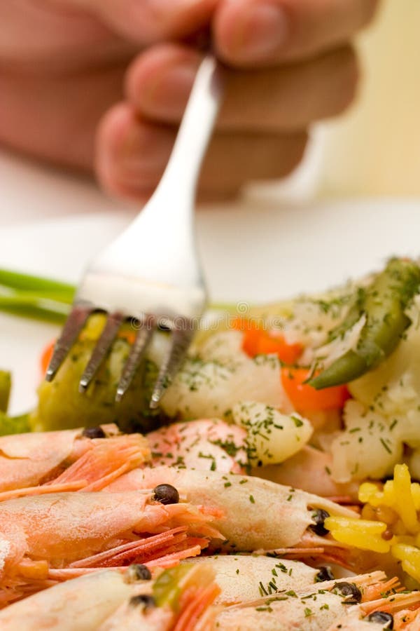 Camarões e arroz imagens de stock