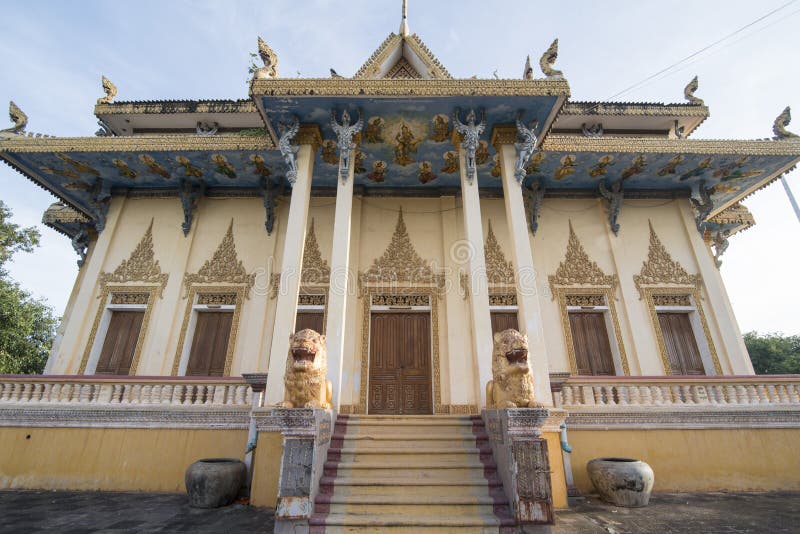 CAMBODIA BATTAMBANG WAT SANGKAE TEMPLE