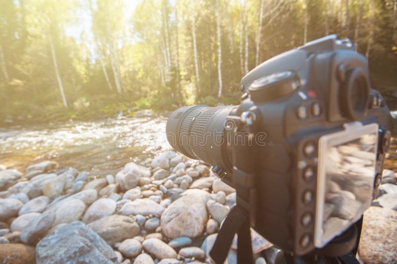 Camera with telephoto lens