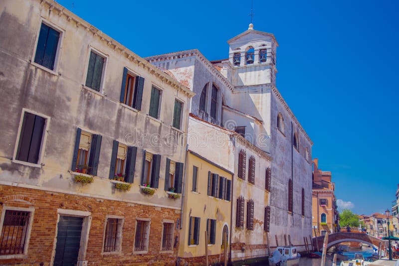 Camere vicino al canale a Venezia immagine stock Camere vicino al canale a Venezia immagine stock
