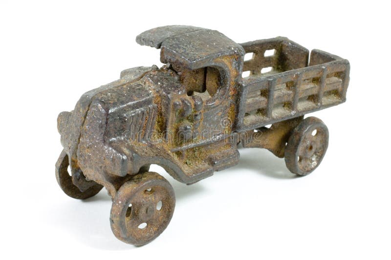 Caminhão Antigo Do Brinquedo Que Leva Rosas Cor-de-rosa Foto de Stock -  Imagem de velho, oxidado: 32187768