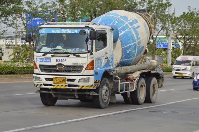 Caminhão de betão da CPAC imagem de stock