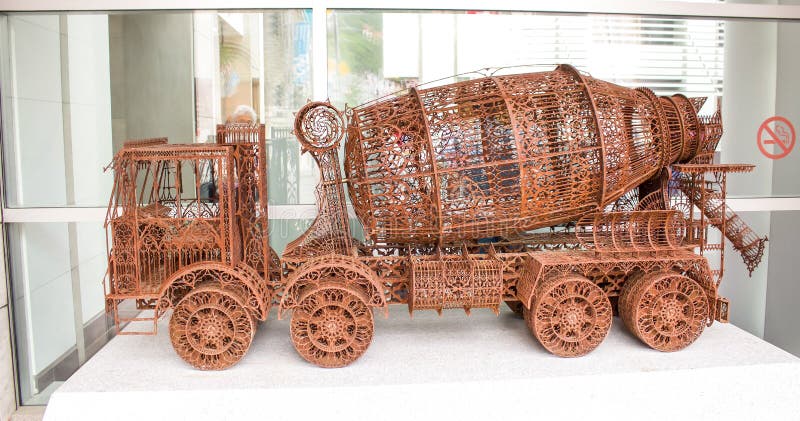 Caminhão do cimento imagem de stock royalty free