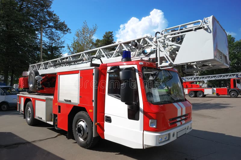 Camion de pompiers moderne images libres de droits Camion de pompiers moderne images libres de droits