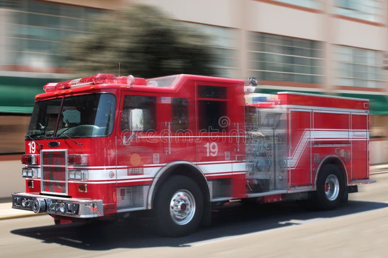 Camion de pompiers rouge images stock Camion de pompiers rouge images stock