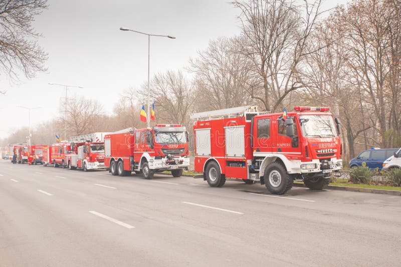Camion dei vigili del fuoco su sbalzo fotografia stock Camion dei vigili del fuoco su sbalzo fotografia stock