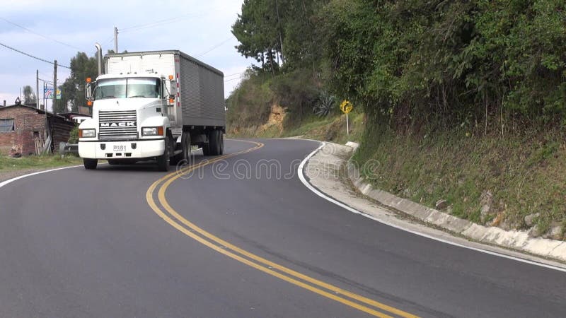 Camions, remorque de tracteur, cargaison, la livraison