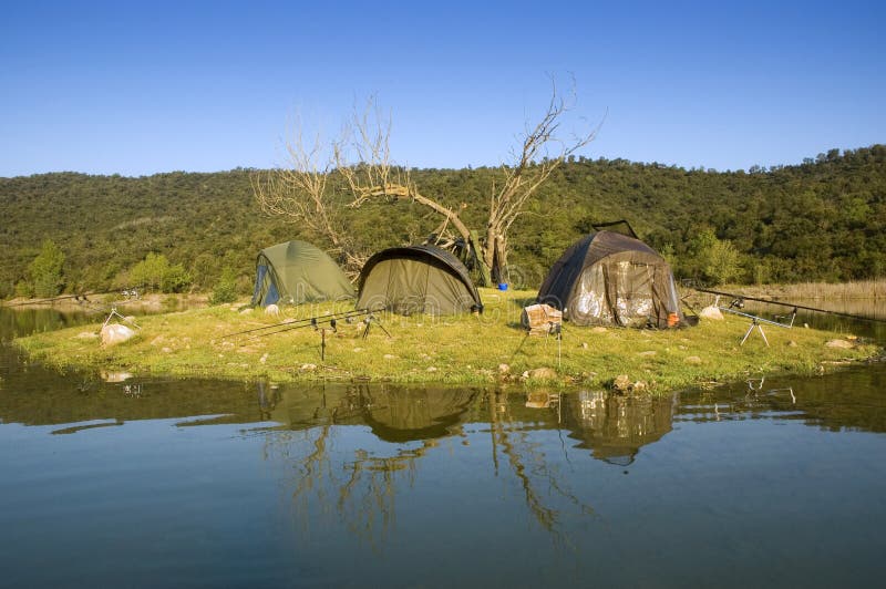 campa carpfishing tents arkivbilder campa carpfishing tents arkivbilder