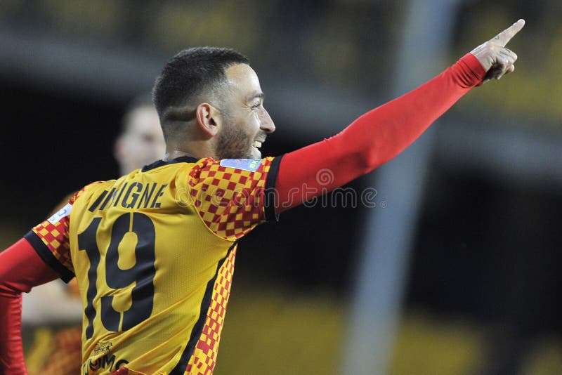 Roberto Insigne Jogador Benevento Durante Partida Campeonato