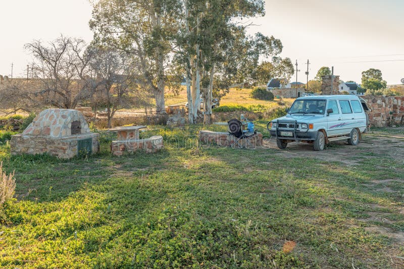 Campingplatz an Matjiesfontein-Bauernhof in der Nordkap-Provinz lizenzfreie stockbilder Campingplatz an Matjiesfontein-Bauernhof in der Nordkap-Provinz lizenzfreie stockbilder