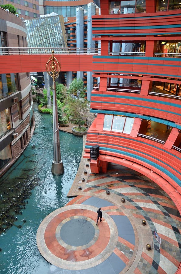 Canal City Hakata  is a shopping and entertainment complex in Fukuoka city. Attractions include 250 shops, cafes and restaurants, a theater, game center, cinemas, and two hotels. Japan, 04-06-2015. Canal City Hakata  is a shopping and entertainment complex in Fukuoka city. Attractions include 250 shops, cafes and restaurants, a theater, game center, cinemas, and two hotels. Japan, 04-06-2015