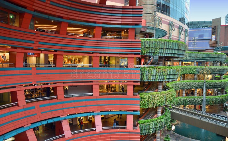 Canal City Hakata  is a shopping and entertainment complex in Fukuoka city. Attractions include 250 shops, cafes and restaurants, a theater, game center, cinemas, and two hotels. Japan, 04-06-2015. Canal City Hakata  is a shopping and entertainment complex in Fukuoka city. Attractions include 250 shops, cafes and restaurants, a theater, game center, cinemas, and two hotels. Japan, 04-06-2015