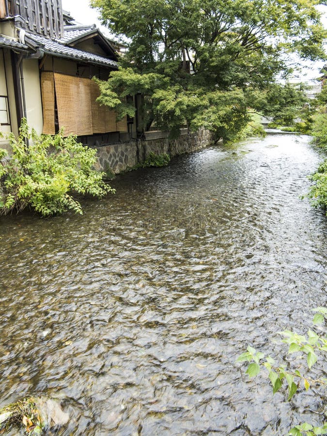 Canal de Shirakawa en Gion viejo foto de archivo libre de regalías Canal de Shirakawa en Gion viejo foto de archivo libre de regalías