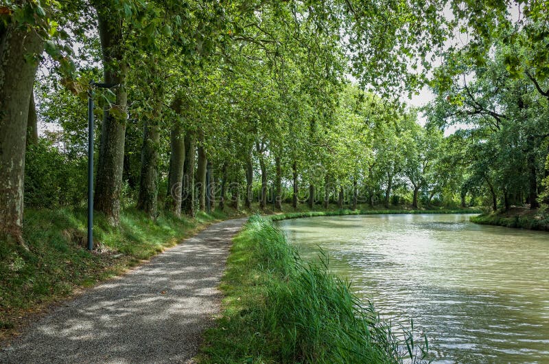 The Canal du Midi in Castelnaudary, Languedoc-Rousillon, France. The Canal du Midi in Castelnaudary, Languedoc-Rousillon, France.