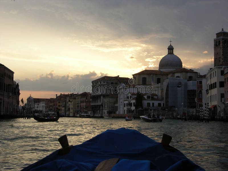 Canale di tramonto gran fotografie stock Canale di tramonto gran fotografie stock