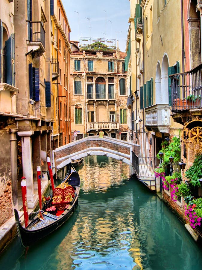 Canales de Venecia imagen de archivo libre de regalías Canales de Venecia imagen de archivo libre de regalías
