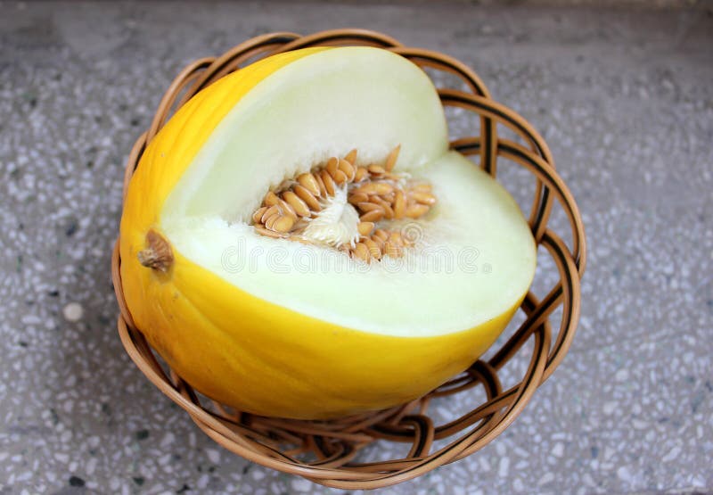 Seeds for Honey Dew Green Flesh Melon, Cucumis melo inodorus