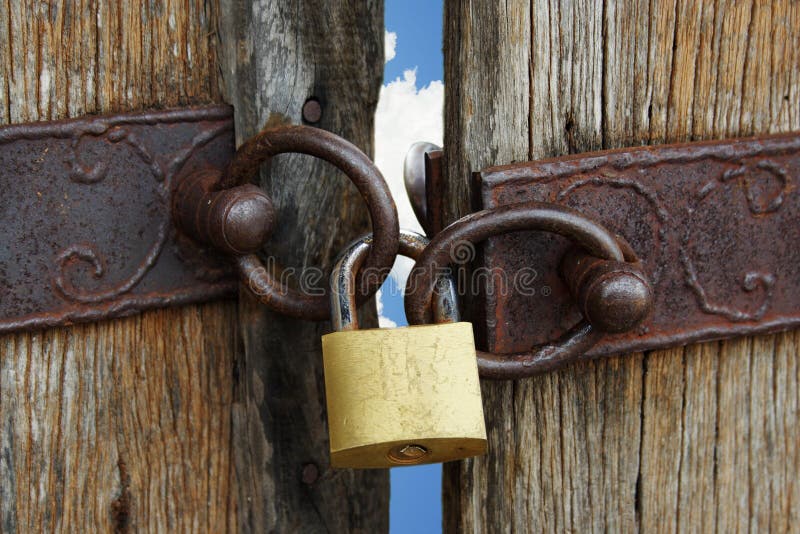 Porta del paradiso chiusa a chiave immagini stock libere da diritti