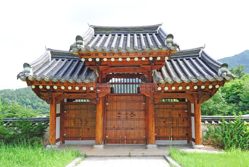 Porta tradizionale coreana immagini stock