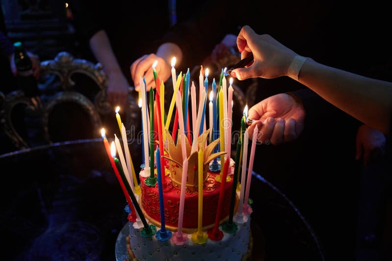 Candele Di Compleanno Per Torte – Numeri, Colori, Forme - Foto 10