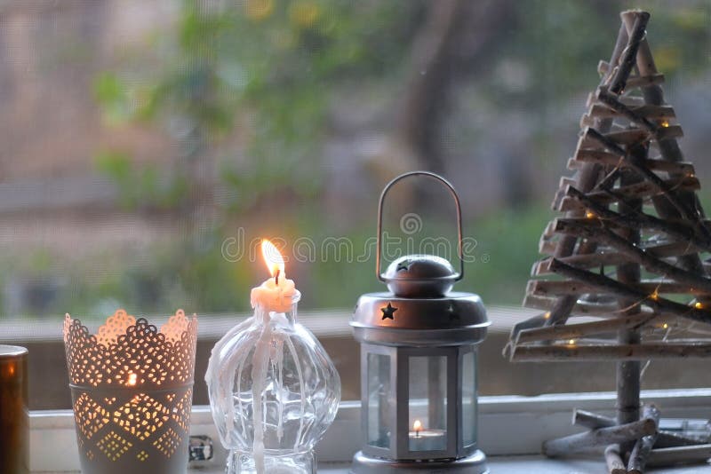 Rustic Style Burnt Copper Metal Christmas Tree Tea Light Candle Votive Holder 
