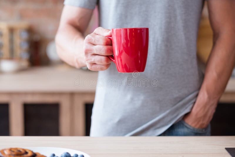 Café Da Manhã Tradicional Em Inglês Ovos Mexidos Feijão Tomate Cogumelos  Enchido E Doce De Damasco Com Clássico Inglês Imagem de Stock - Imagem de  alperce, alto: 217925027