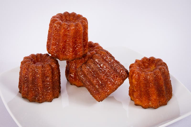 Canneles de gâteau des Frances photographie stock Canneles de gâteau des Frances photographie stock