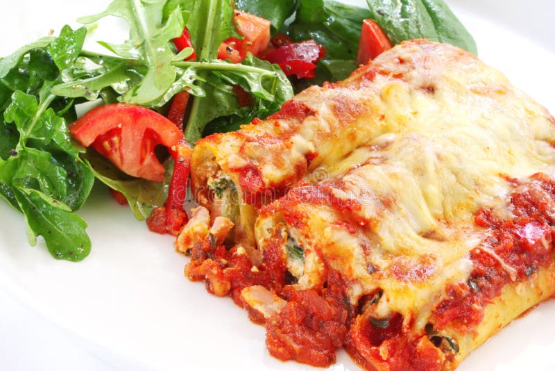 Cannelloni στοκ εικόνα με δικαίωμα ελεύθερης χρήσης