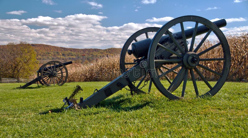 Cannoni al campo di battaglia del cittadino di Antietam