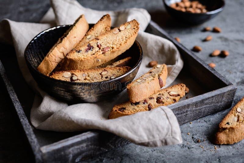 Italian Almond Biscuits