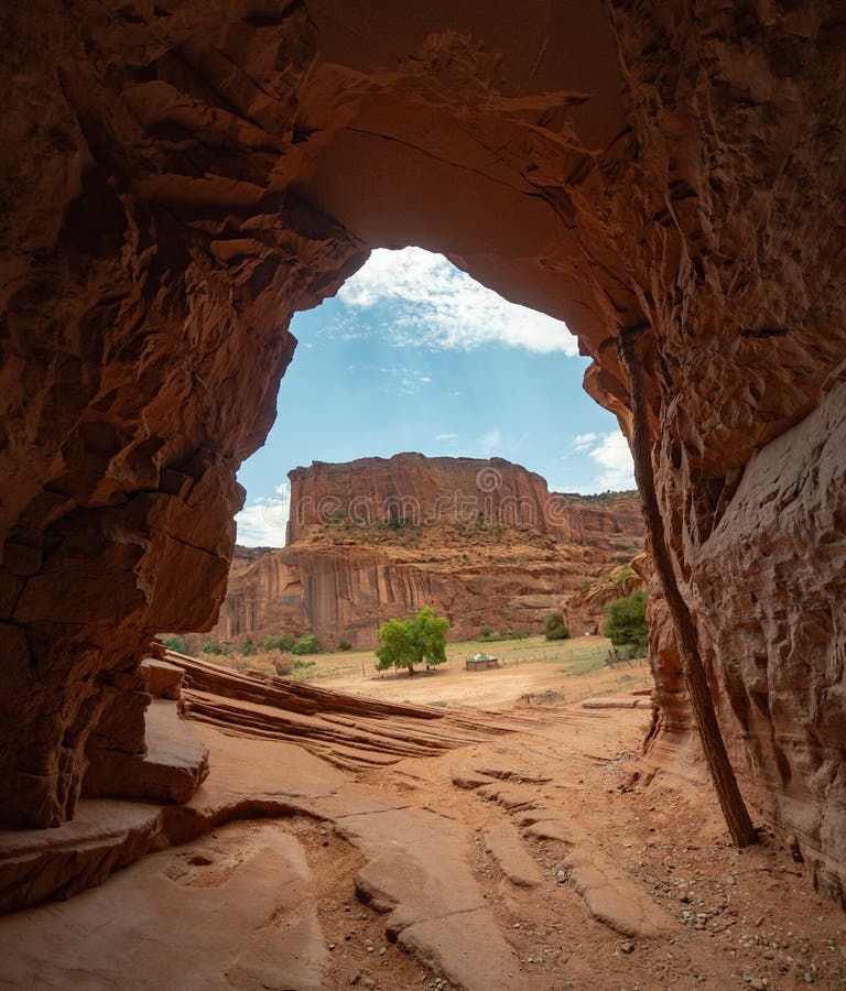 Canyon de Chelly Hogan wide