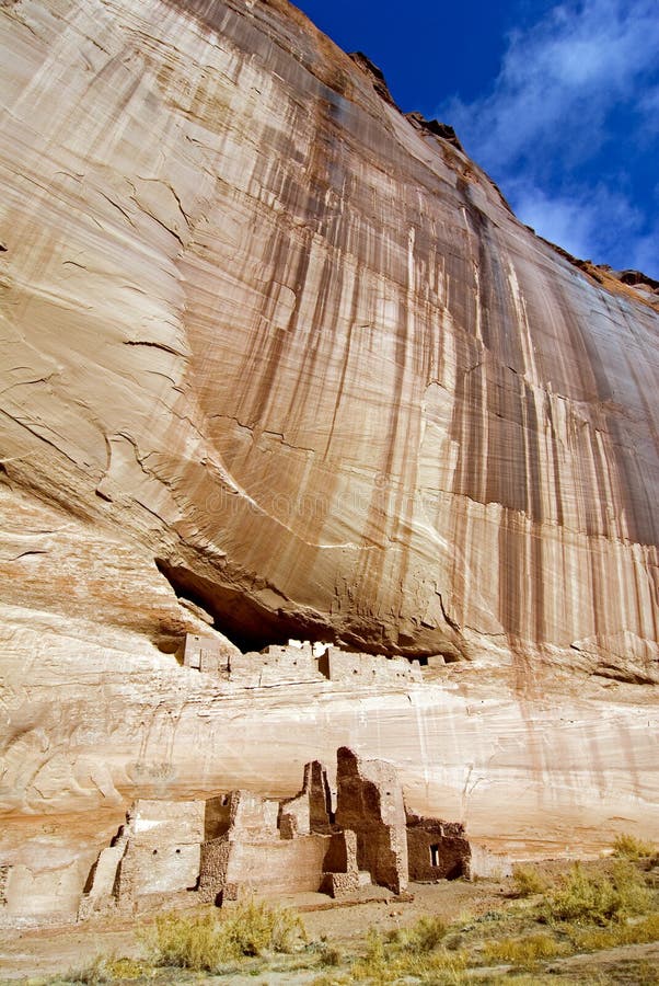 Canyon DE Chelly Witte Huis stock foto Canyon DE Chelly Witte Huis stock foto