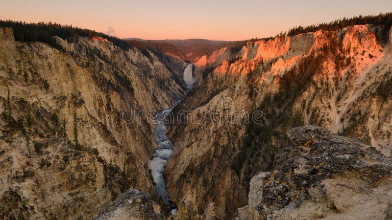 Canyon grand de parc national Wyoming de Yellowstone image stock Canyon grand de parc national Wyoming de Yellowstone image stock