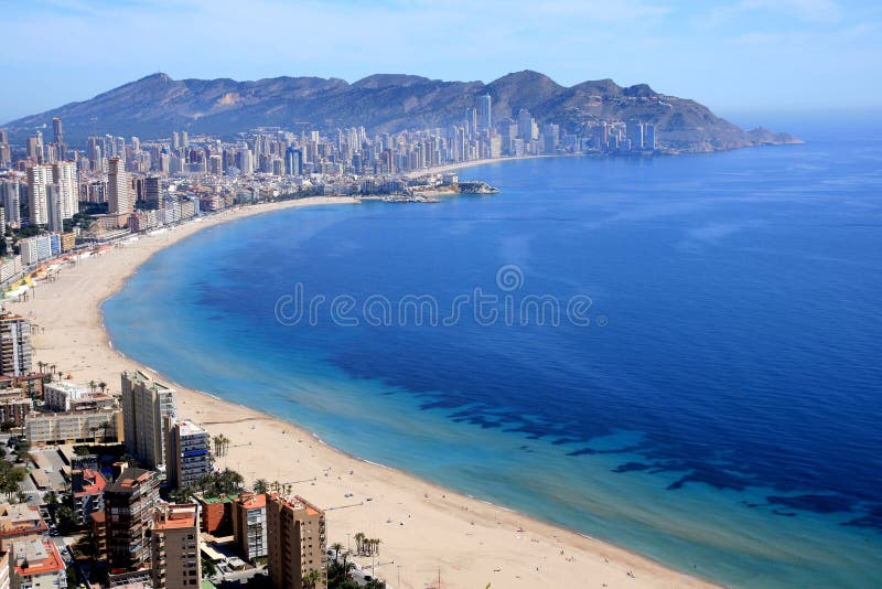Vue Aérienne De La Plage De Levante à Benidorm, Alicante, Espagne Image Stock - Image Of Méditerranéen, Europe: 151343171
