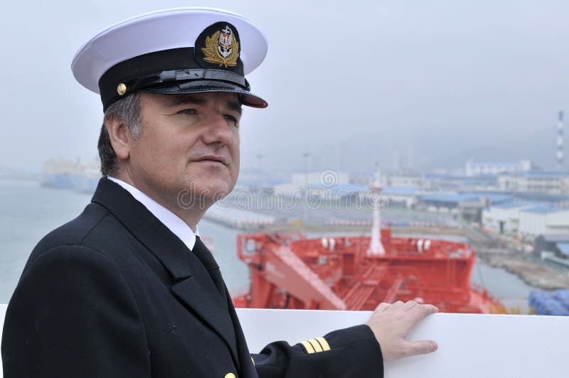 Capitano della nave dell'oceano fotografie stock Capitano della nave dell'oceano fotografie stock