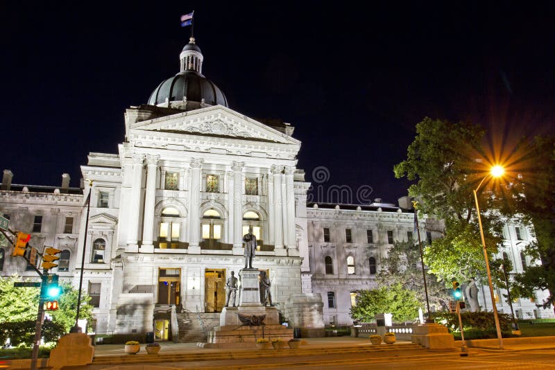 Capitol building illuminated at night royalty free stock photo