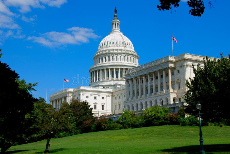 Unido Estados es un el edificio sirve cómo asiento de el Gobierno unido Estados Congreso, legislativo rama de.