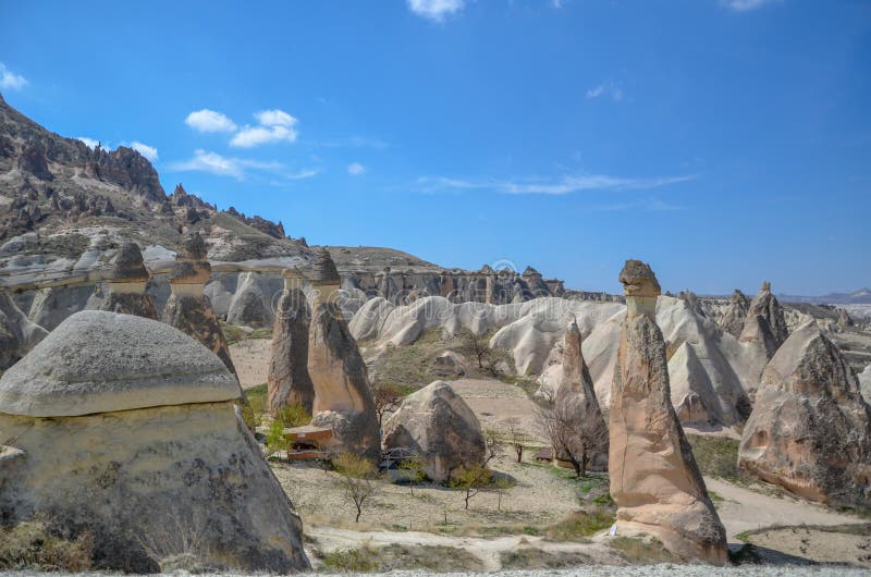Cappadocia czarodziejscy kominy w jarze w Turcja zdjęcia royalty free Cappadocia czarodziejscy kominy w jarze w Turcja zdjęcia royalty free