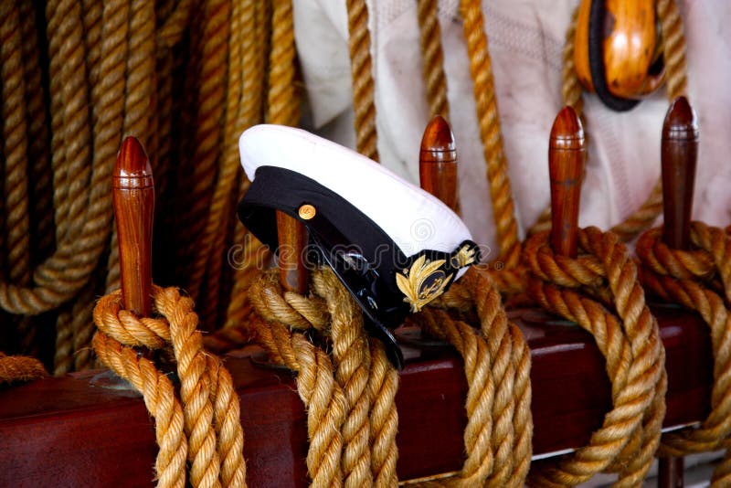 Ordine Alfabetico Dozzine Svegliati Cappello Marina Militare Spazzar Via Non Com