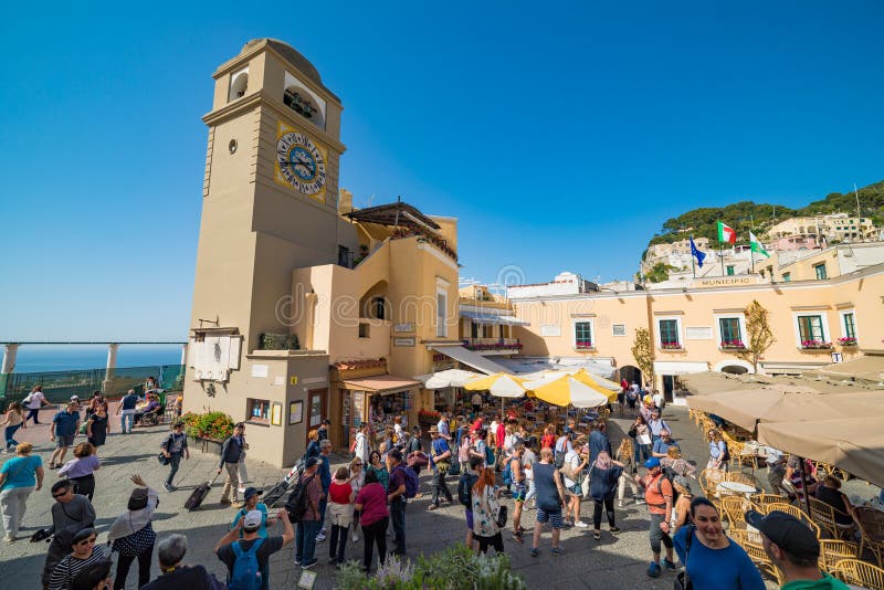 Piazza Umberto, knows as La Piazzetta, Capri Island, Italy