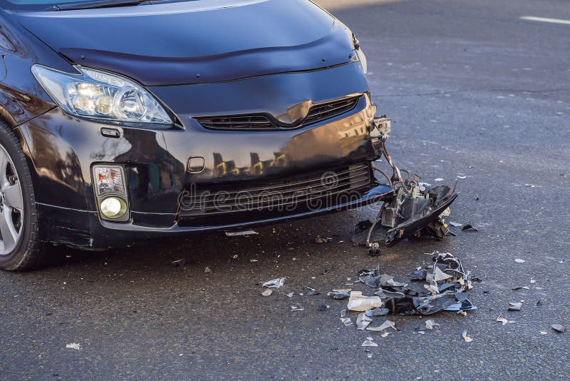 Car Accident, the Wheel Fell Off the Car Stock Image Image of outdoors, sedan 172864845