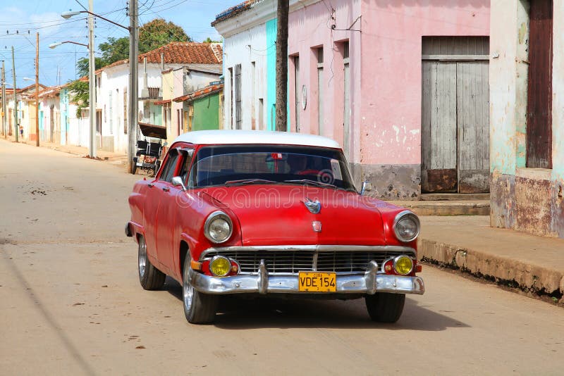 Car in Cuba editorial photography. Image of sightseeing 26484442